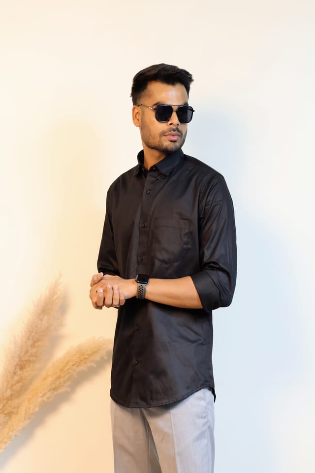Black Plain Shirt in Giza Cotton